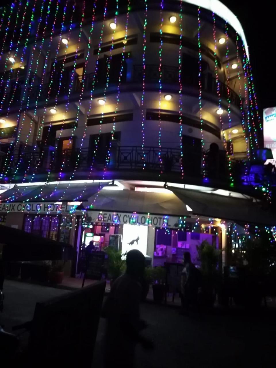 Cyclo Hotel-Bar-Restaurant 프놈펜 외부 사진